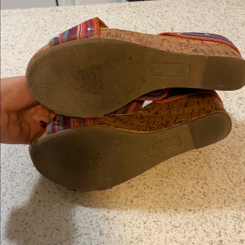 Sandals - Picture 2 of 2